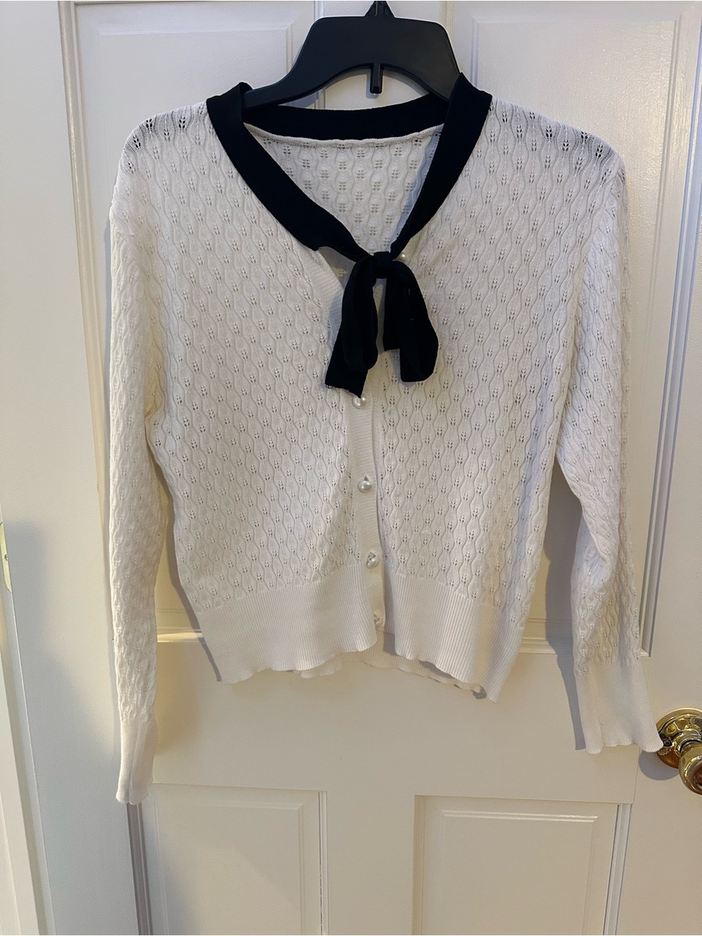 Queenia Luxury Fashion Store Women's White Tie-Neck Knit Cardigan Sweater